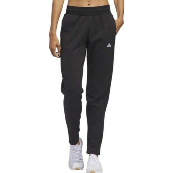 NWT Adidas Women’s Relaxed Fit Tapered Leg Fleece Pant Black - Picture 1 of 3